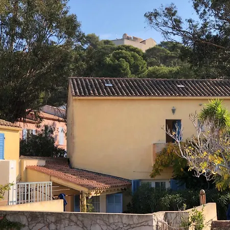 Maison De Pecheur A Porquerolles Exterior photo