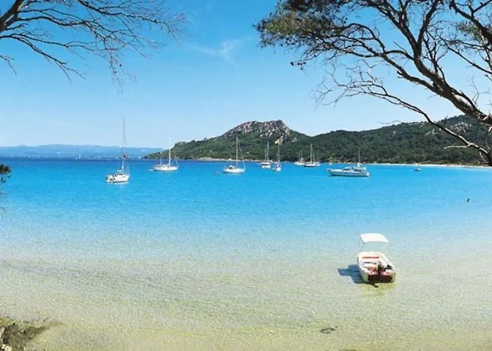 Maison De Pecheur A Porquerolles